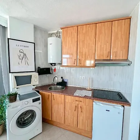 Beautiful Sea Views Pool & Апартаменты