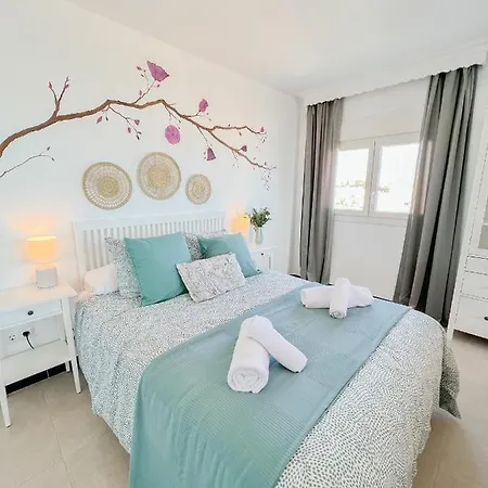 Beautiful Sea Views Pool & Appartamento