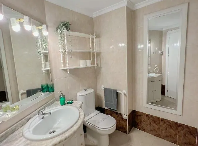 Beautiful Sea Views Pool & * Торремолинос