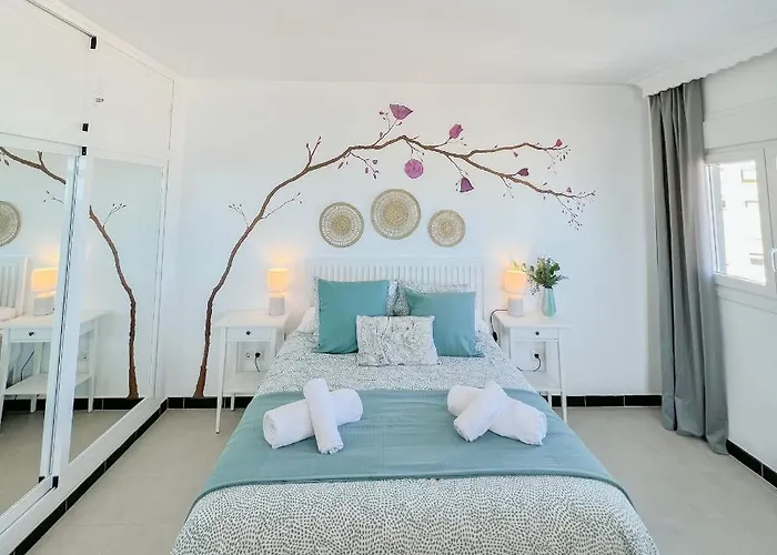 Beautiful Sea Views Pool &