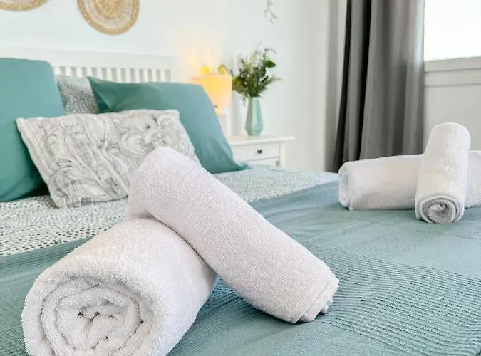 Beautiful Sea Views Pool & Апартаменты *