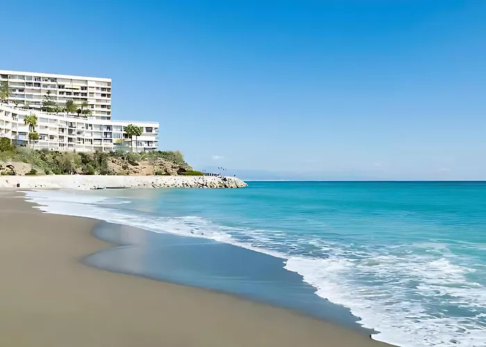 Beautiful Sea Views Pool & Апартаменты